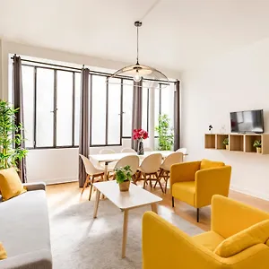 https://cosy-2-bedrooms-apartment-louvre-museum.fr-paris.fr